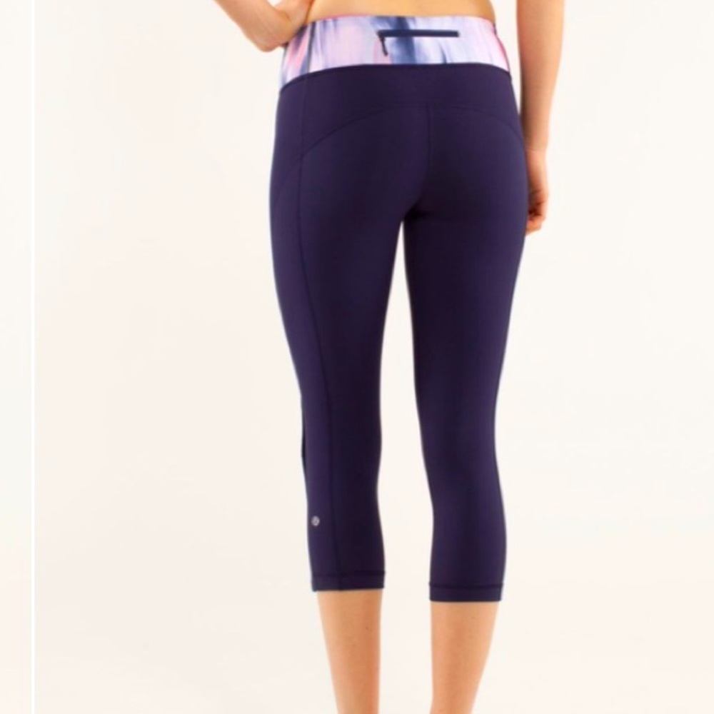 Lululemon Athetica Reflective Ruffled Cropped Leggings - Picture 9 of 12
